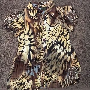 🌺bogo🌺Dress top button down with abstract print